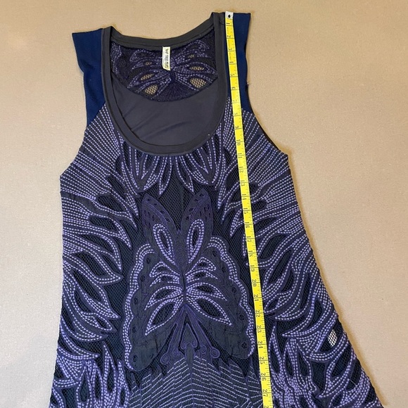 Free People Embroidered Butterfly Tank Size Small - Picture 9 of 9